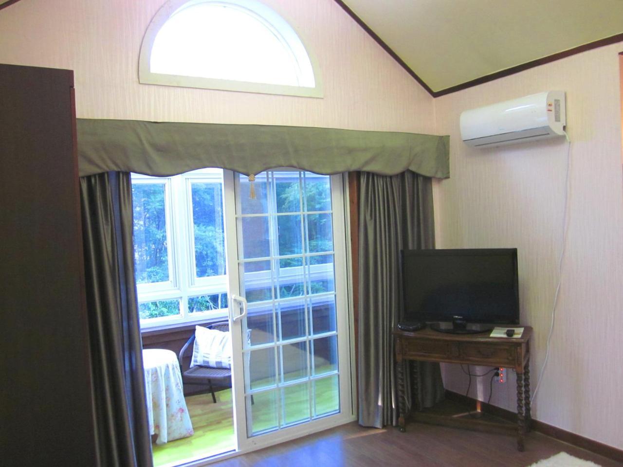 Mayfair Deneb Pension Pyeongchang Extérieur photo