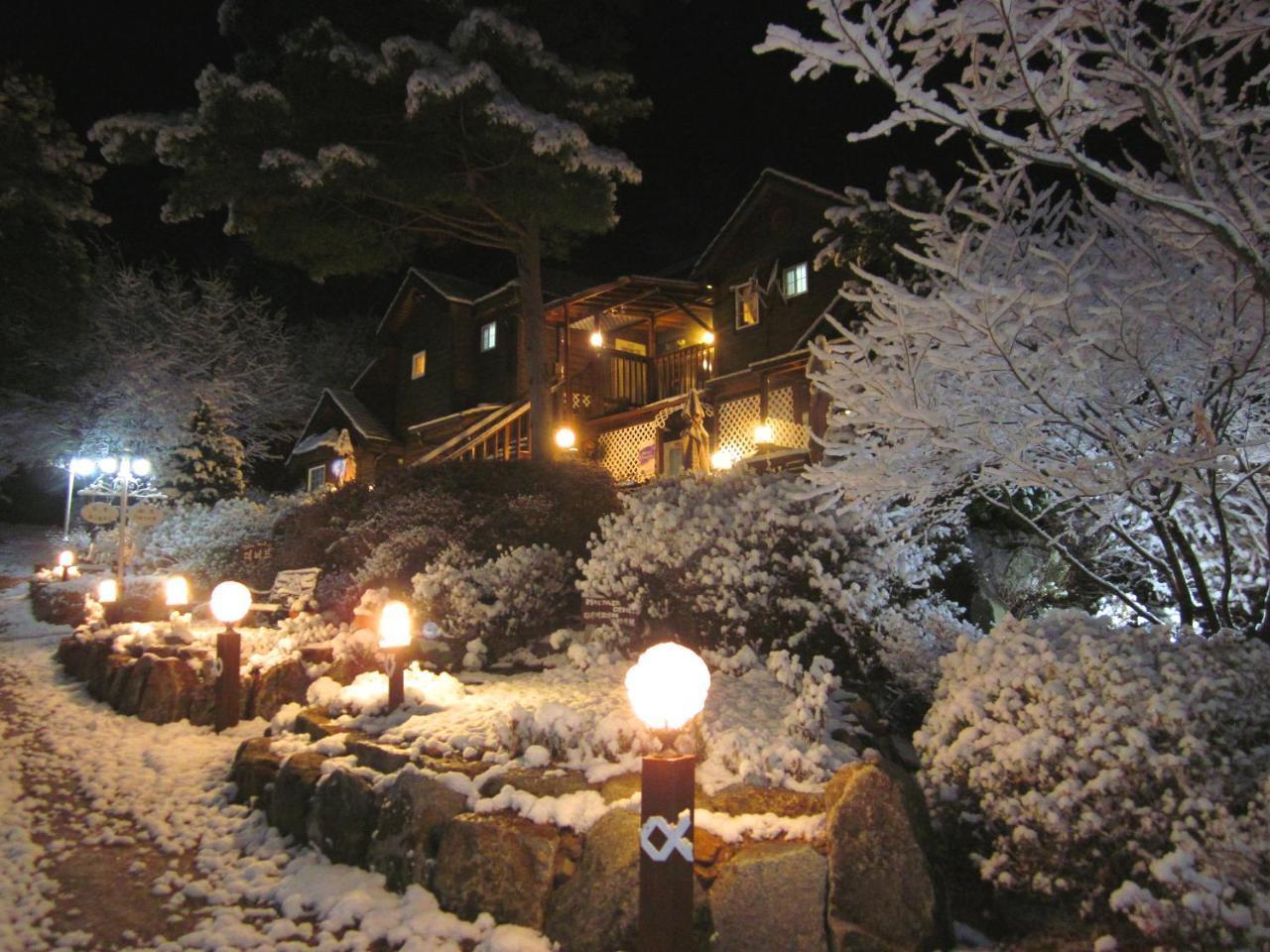 Mayfair Deneb Pension Pyeongchang Extérieur photo