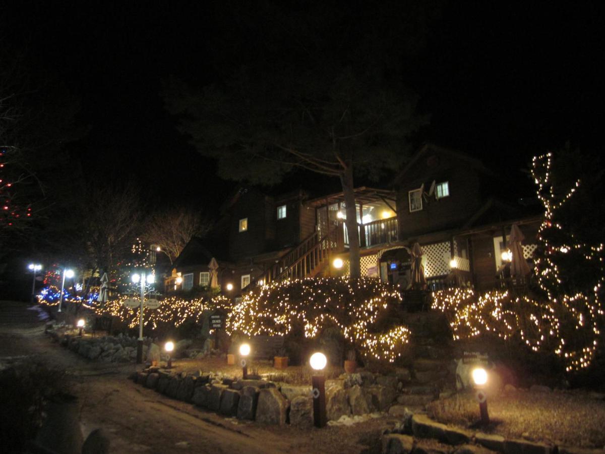 Mayfair Deneb Pension Pyeongchang Extérieur photo